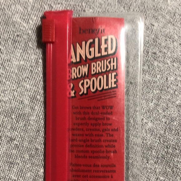 Benefit angled brush and spoolie - Picture 2 of 2
